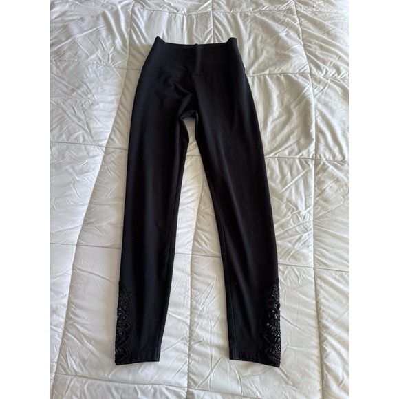 Aerie Black Hi Rise Legging Pull On Pants Womens size Small 27" Ankle Detail EUC - Picture 1 of 8